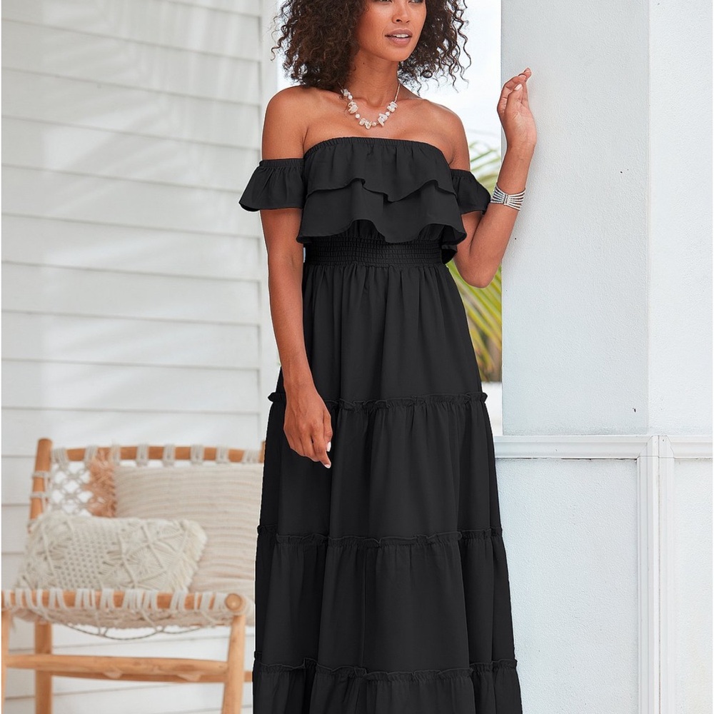 Elegant Black Off-Shoulder Maxi Dress
